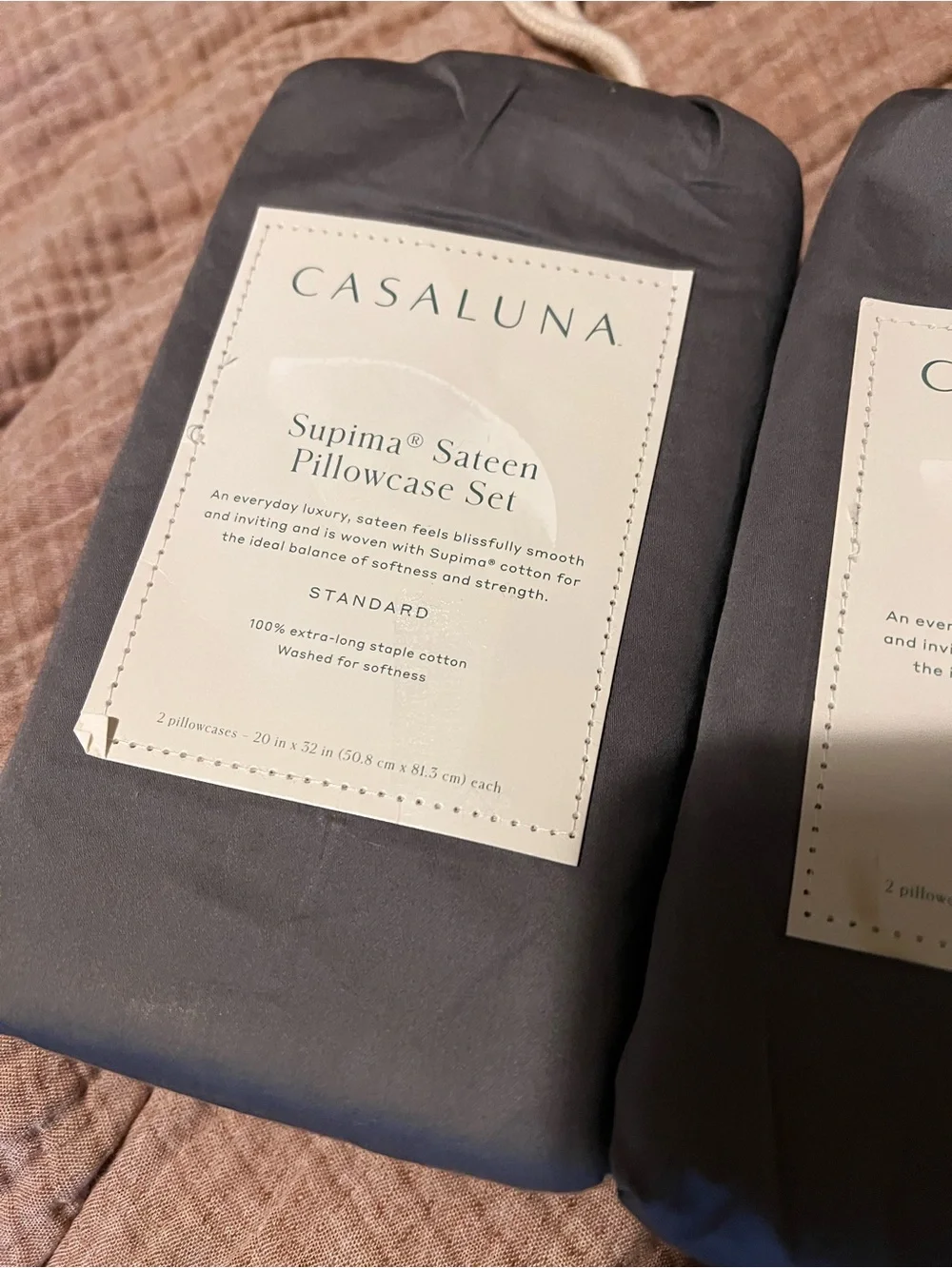 Casaluna three toiletry